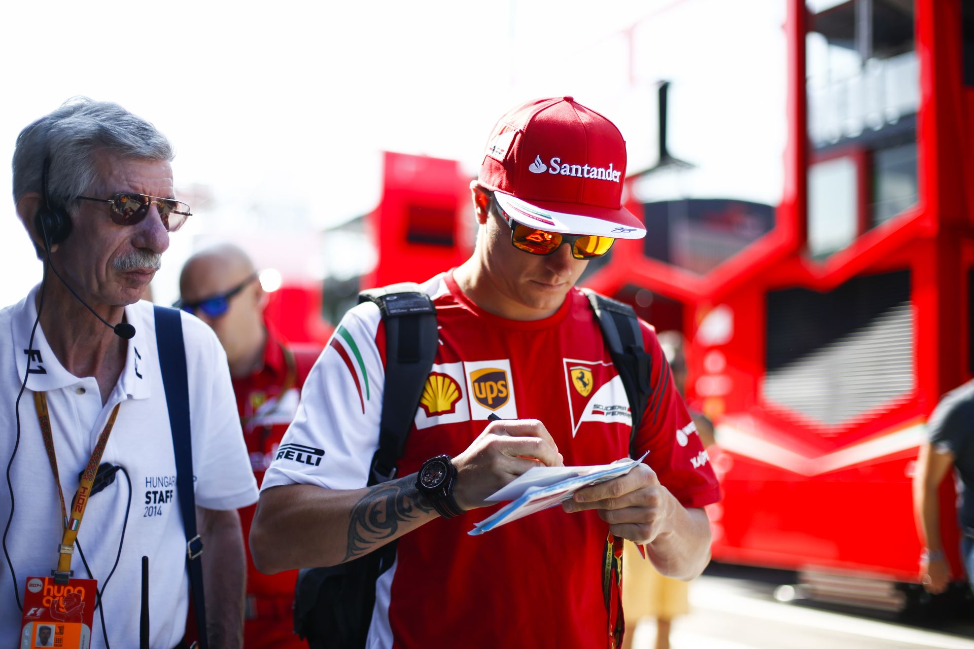 Raikkönen: Többször is megkérdeztem a Ferrarit, hogy biztosan nem megyünk ki?!