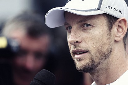 Button: hiába a fejlesztések, továbbra sem fogunk a győzelemért harcolni