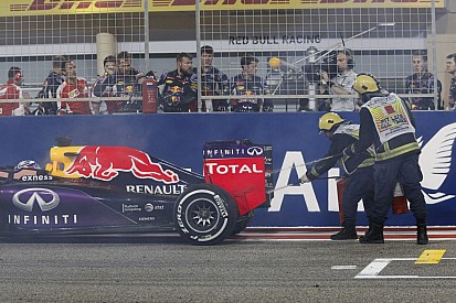A Renault tegnap beszállt a tűzijátékba: dohányzóasztalnak jó lesz Ricciardo motorja