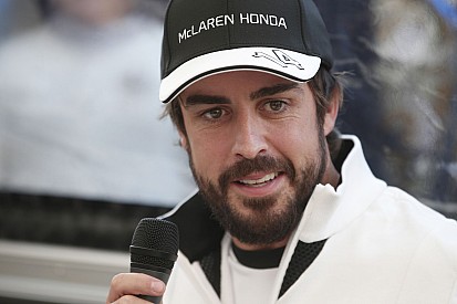 Alonso minden idők egyik legrosszabbul szerződő világbajnoka?
