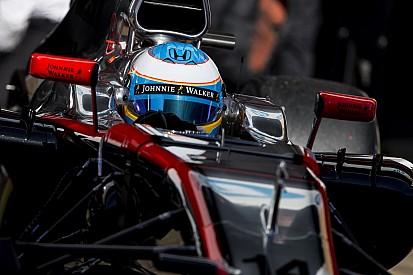 McLaren: Nem tudjuk, hogy Fernando Alonso mikor tér vissza