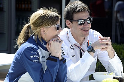 Williams: Wolff nem vezethet Bottas helyén, mivel csak tesztpilóta!