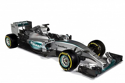 Hivatalos stúdióképek a legújabb F1-es Mercedesről és a motorról: W06
