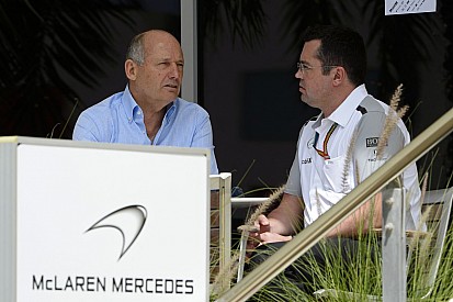 A folyamatos fejlődés a cél a McLarennél - 2015-ben Magnussen és Vandoorne?