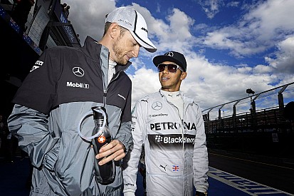 Button meggondolta magát, és szívesen maradna a McLarennél