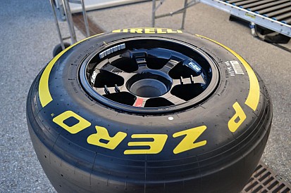 A Pirelli kitart: könnyű lenne csak úgy itt hagyni ezt az őrületet