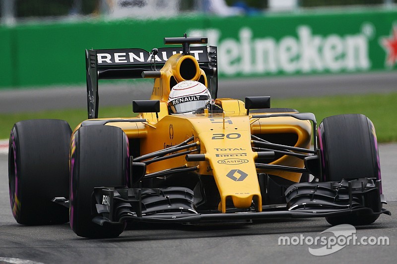 Magnussen begrijpt niets van crash in derde training: “Heel vreemd”