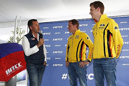 Босс WTCC считает, что Lada стоит подумать о команде-сателлите