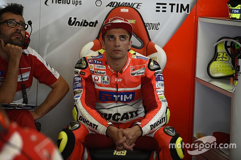 Benauwde eerste TT-training prooi voor Iannone