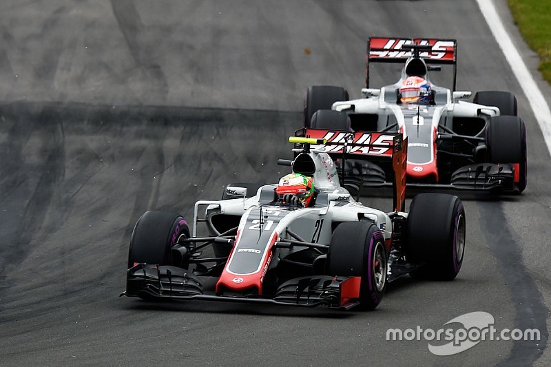 En Haas aseguran que existe igualdad entre Grosjean y Gutiérrez