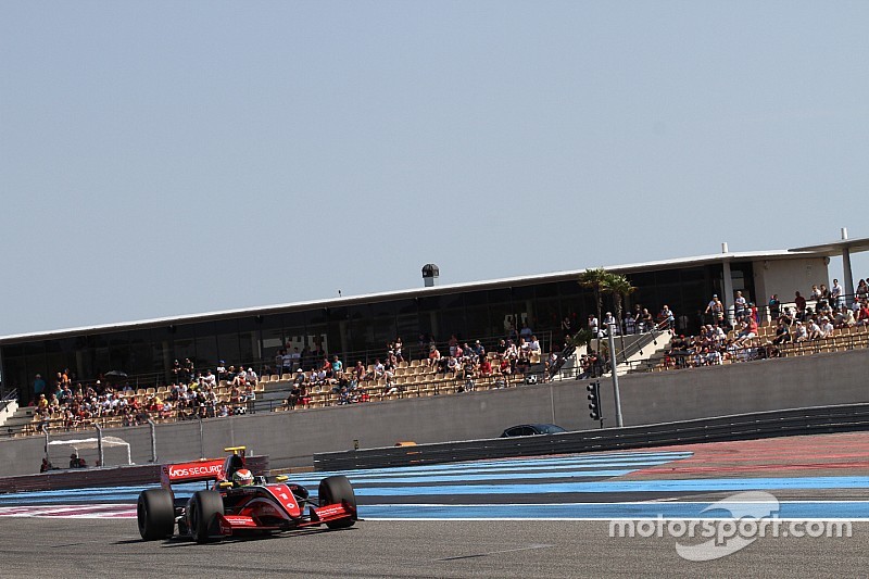 F3.5 Paul Ricard: Deletraz wint, strategie laat Nissany in de steek