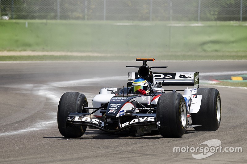 Fotogallery: ecco gli scatti più belli del Minardi Day di Imola
