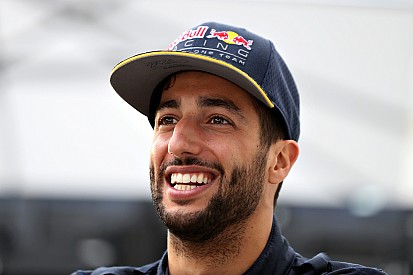 Ricciardo: "Tevreden over 2016 met een overwinning"