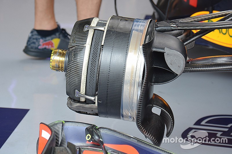 Технічний брифінг: модульний гальмівний повітропровід Red Bull RB12