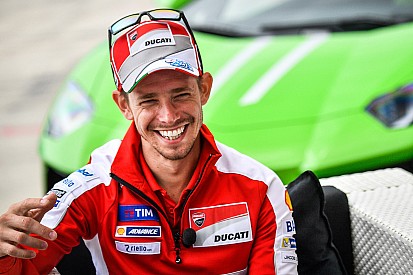 Стоунер наполягає, що не виступатиме за Ducati