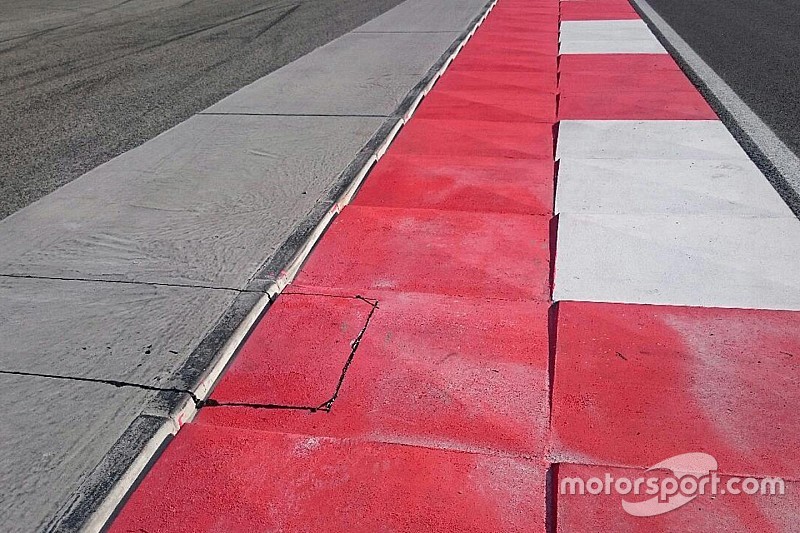 Electrónica contra el uso del exterior de la pista