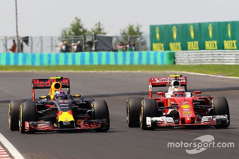 Red Bull-teambaas Horner: “Verstappen verdedigde hard maar fair”