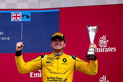 Роуленд оценивает свои шансы попасть в Renault выше, чем у Сироткина