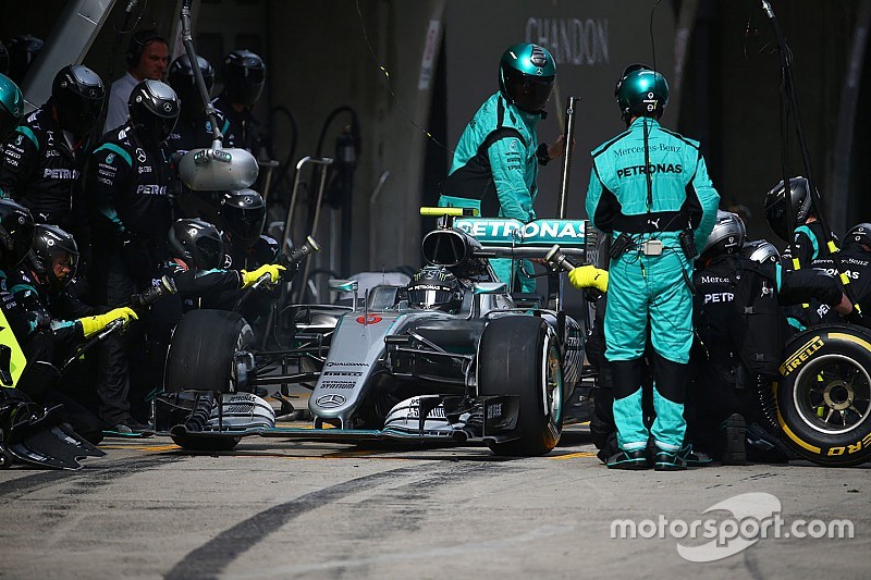 „Passiert eben manchmal“: Kuriose Stoppuhr-Panne bei Nico Rosberg und Mercedes