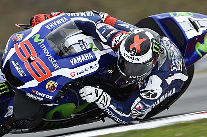 Lorenzo: “Márquez está tomando muchos riesgos”