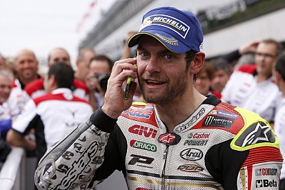 MotoGP: Crutchlow szerint legyőzhetetlen változó körülmények között!
