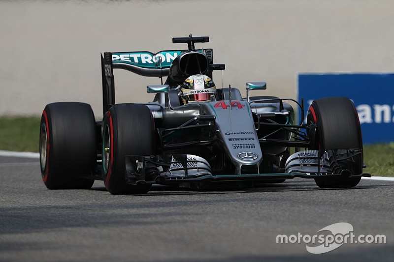 Hamilton fa il vuoto a Monza, la Ferrari è lontana