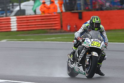 MotoGP in Silverstone: Cal Crutchlow schwimmt auf die Pole-Position