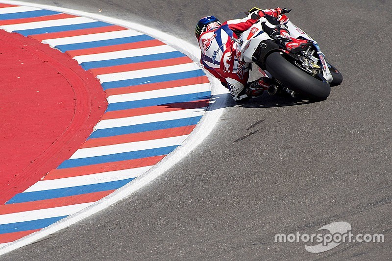 Moto2 Argentina: Lowes rebut pole position