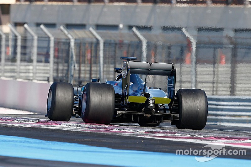 Analyse: Hoe Mercedes meer downforce genereert met het 2017-testmodel