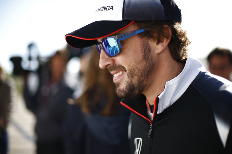Alonso nem szeret könnyen nyerni - inkább megküzd a sikerért!