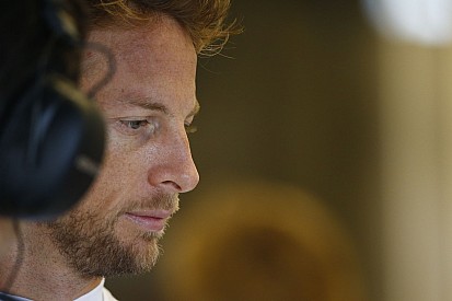 Button és egy csodaszép nyúl: örök barátság