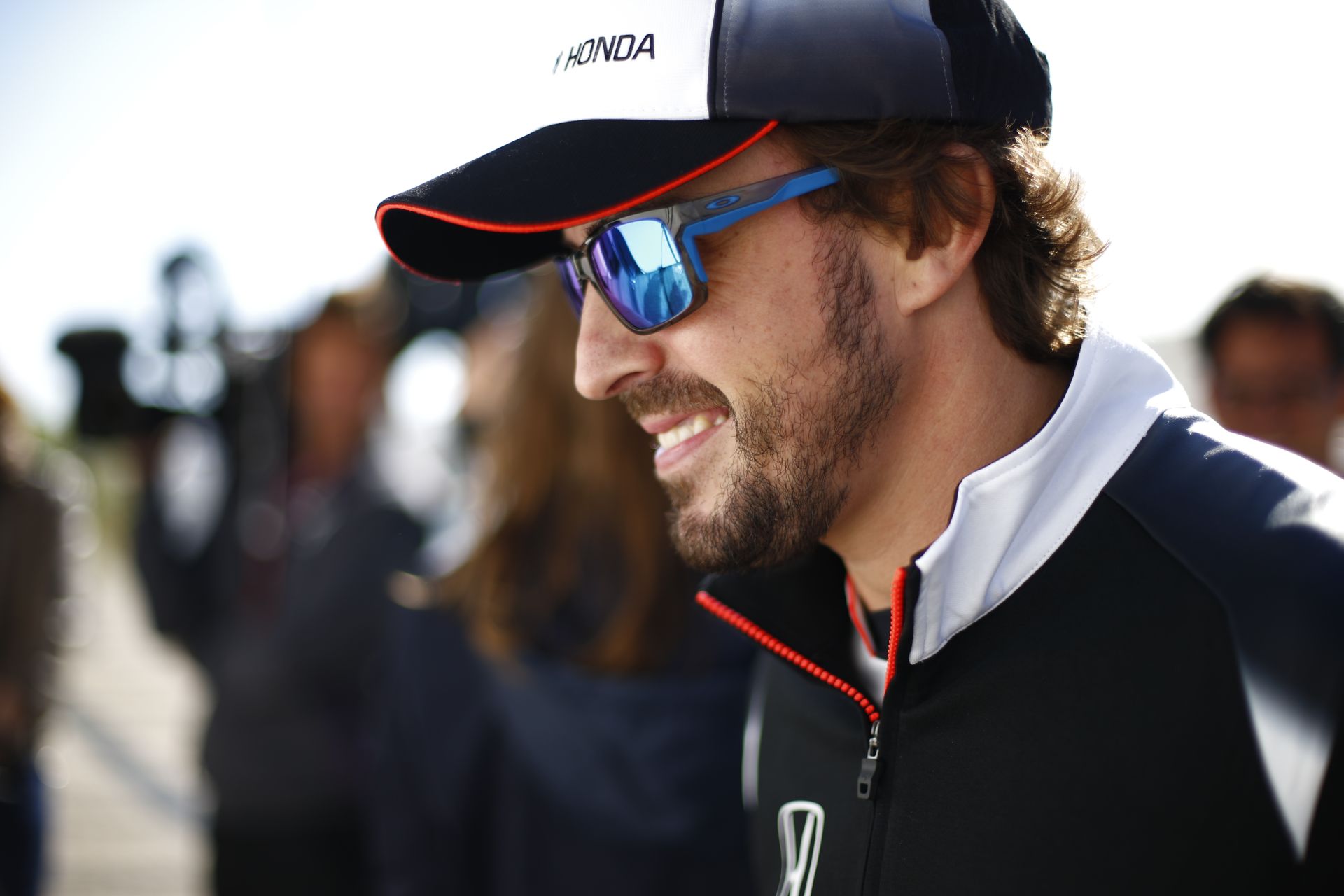 Alonso már a mikrofonját is levette a sajtótájékoztatón... nem számított több kérdésre!