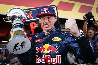 3 éve még gokartozott, most meg F1-es futamgyőztes: Max Verstappen