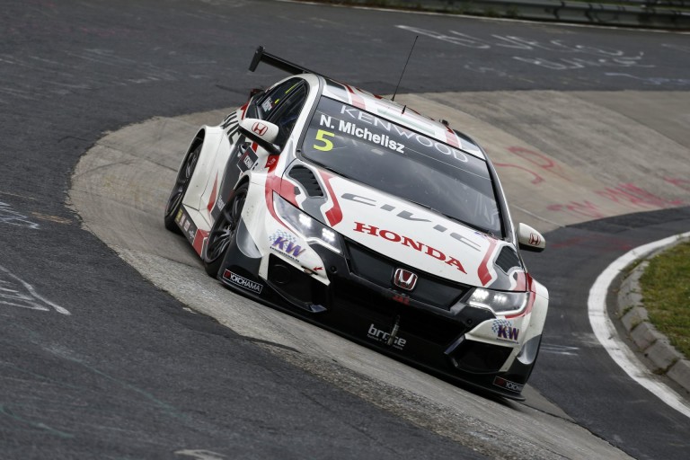 A Michelisz vezette Honda nyerte a Lada-mentes MAC3-at