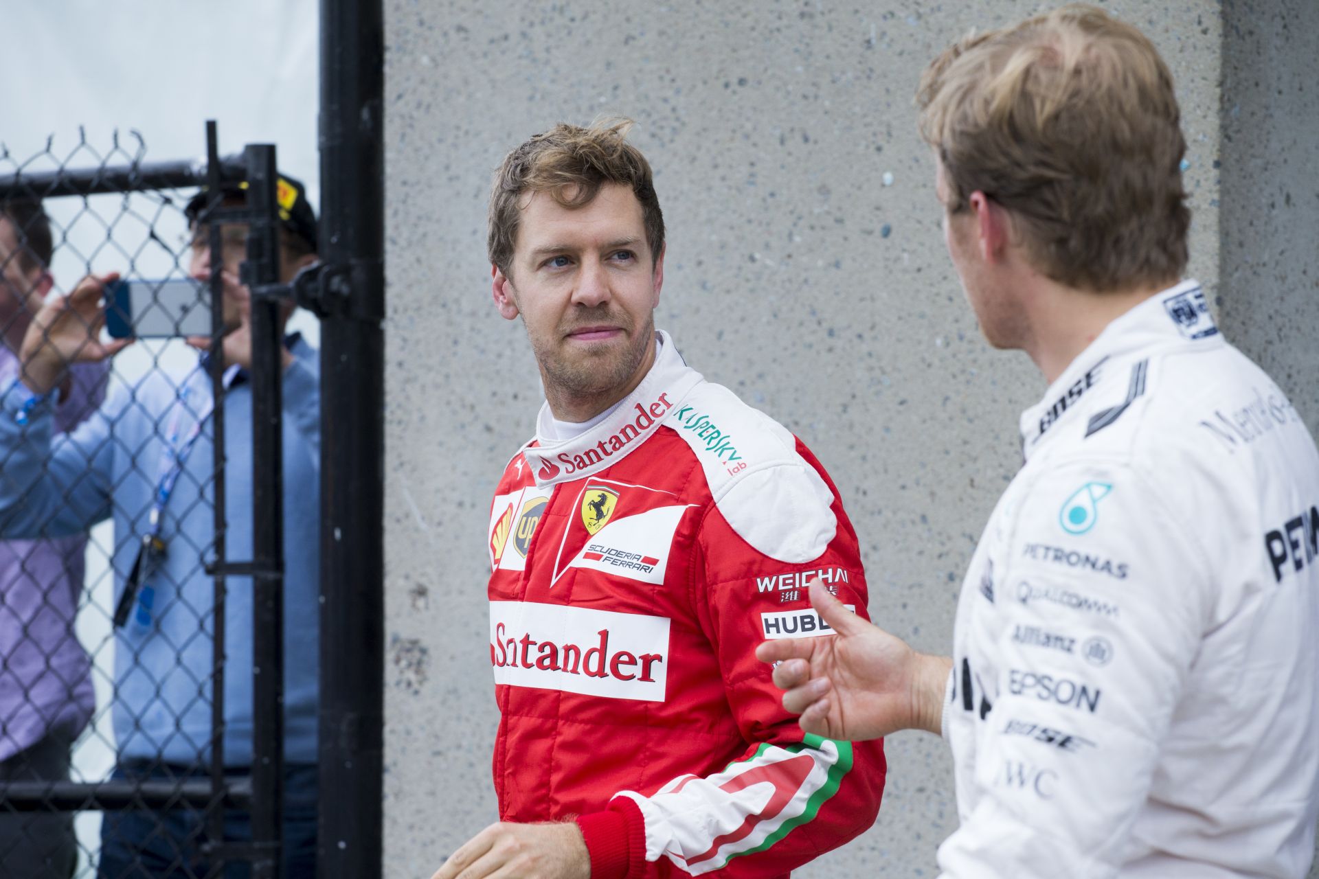 Vettel úgy driftelt be a „Bajnokok Falához”, mint Vin Diesel a Halálos iramban