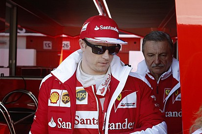 A csodálatos Minttu és Raikkönen a Ferrari garázsában