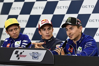 Er is geen verstandhouding met Rossi, stelt Lorenzo