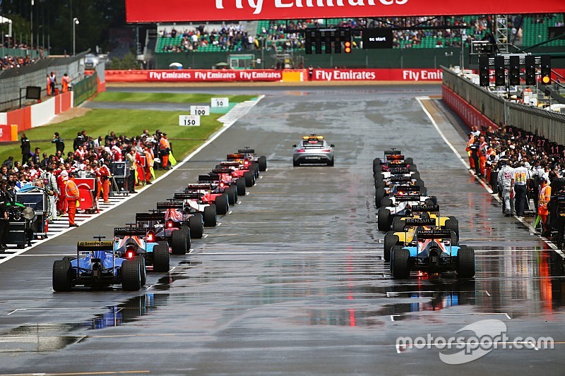 Ufficiale: dal 2017 si parte da fermo sul bagnato (dopo la safety car)