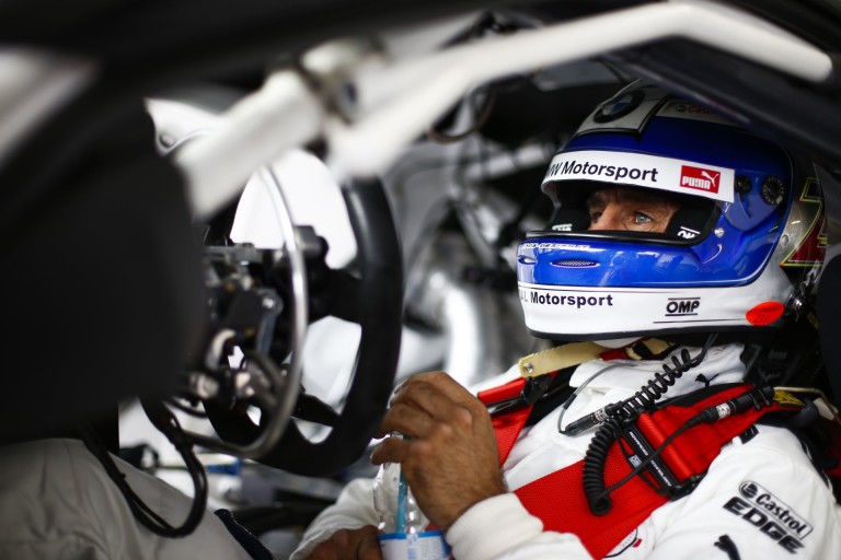 15 éve ezen a napon vesztette el mindkét lábát Alex Zanardi, aki ezek után legenda és példakép lett