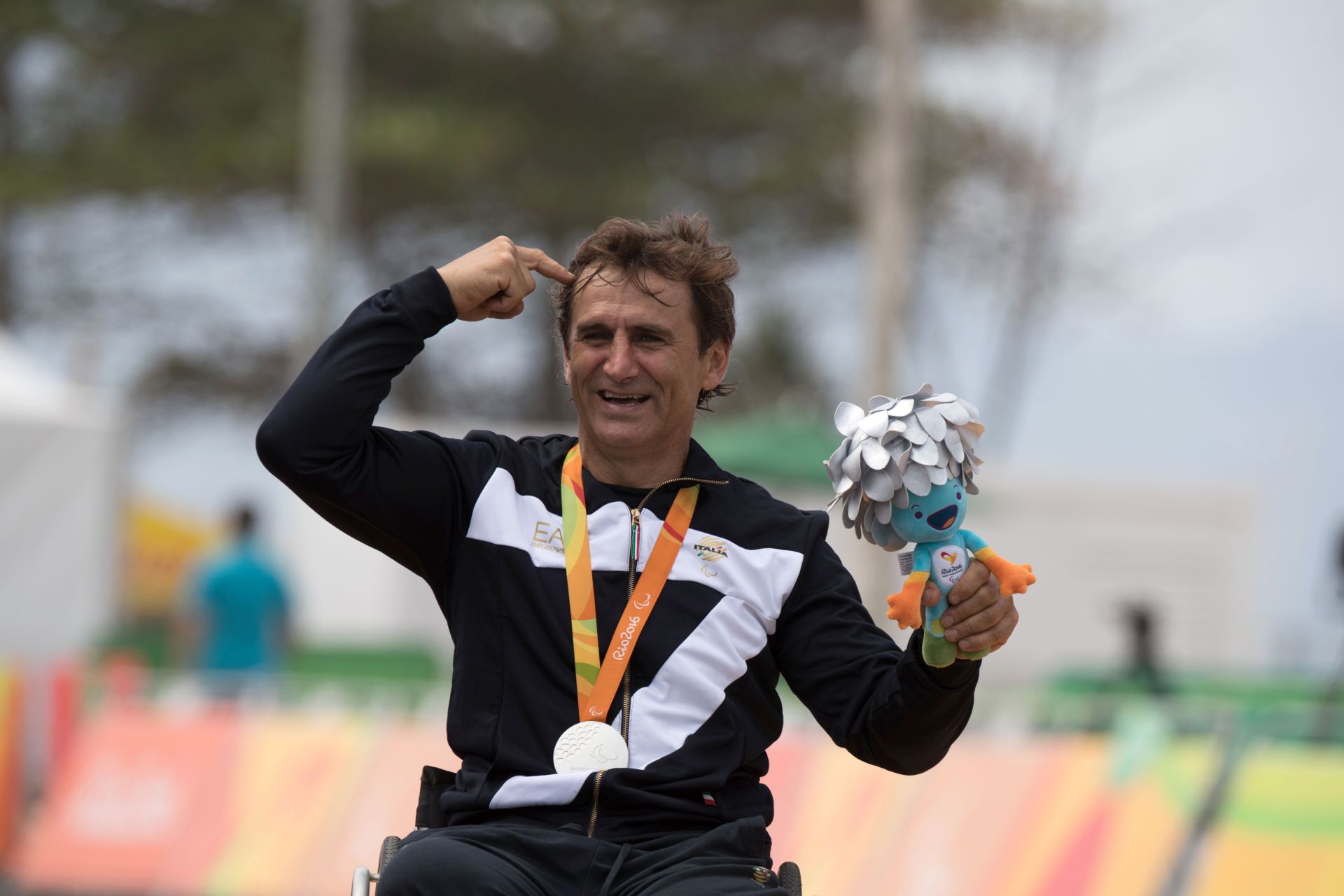 Alex Zanardi második riói érmével ünnepelte meg „második születésnapját”
