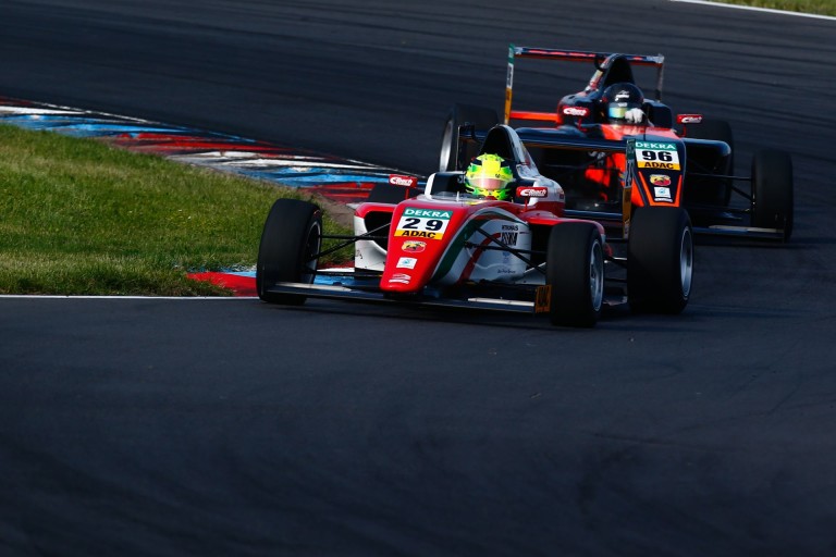 Hihetetlen: Mick Schumacher azonnal kiesett Imolában…