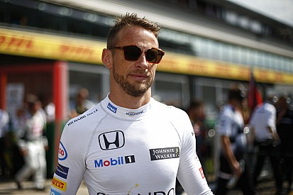 Button: A McLaren és a Honda minden nagydíjra készül valamivel!