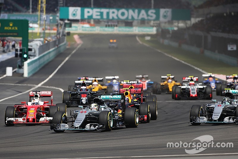 FIA pide a los pilotos señalizar claramente cuando no puedan arrancar