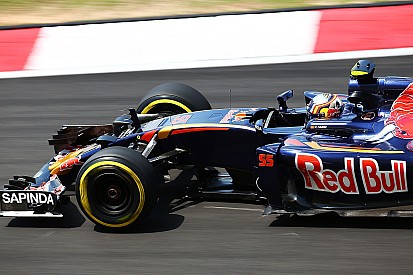 Sainz: Mesin lama hambat progres aero Toro Rosso