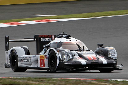 Webber dio a Porsche el liderato en la FP2 de Fuji