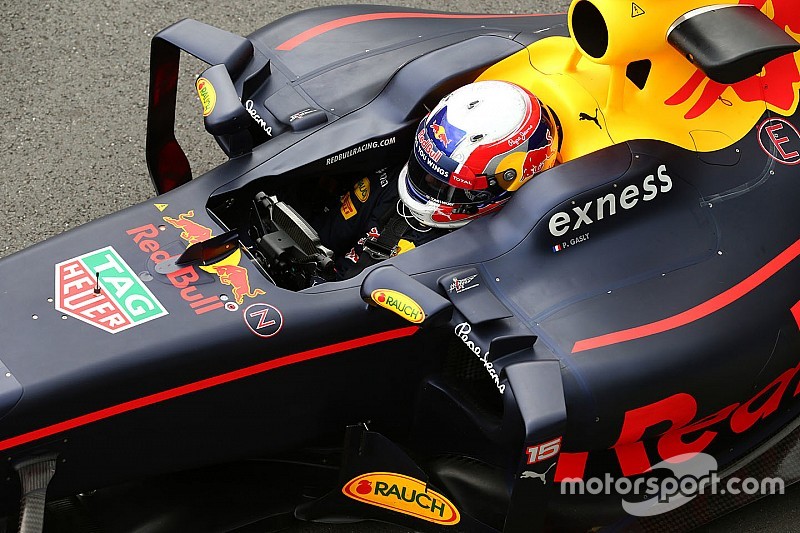 Gasly prueba para Pirelli en Abu Dhabi