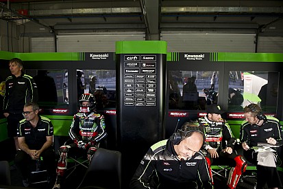 Essais Jerez - Kawasaki sur un rythme record, Guintoli satisfait