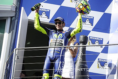Burgess no cree que Rossi pueda ser campeón a menos que gane carreras