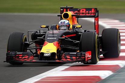 Ricciardo: "Red Bull moet sneller worden op de supersofts"