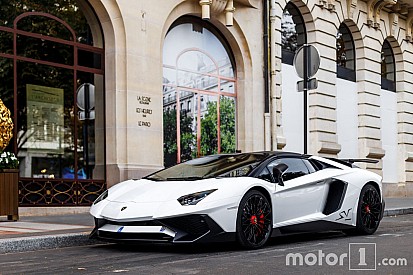 Best of - Les plus beaux supercars à Paris